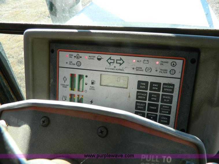 image for item K8237 Case IH 3294 MFWD tractor