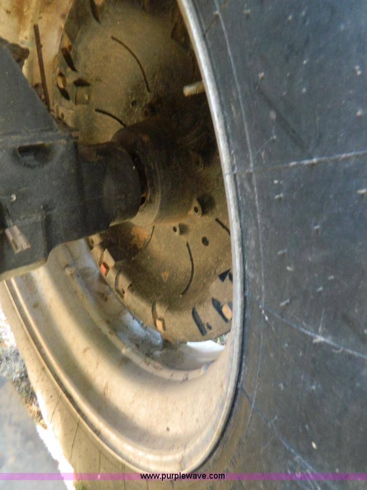 image for item K8237 Case IH 3294 MFWD tractor