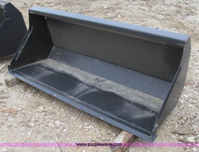 image for item L1771 72" loader bucket