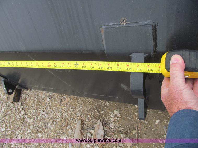 image for item L1771 72" loader bucket