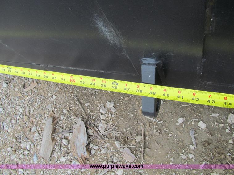 image for item L1771 72" loader bucket