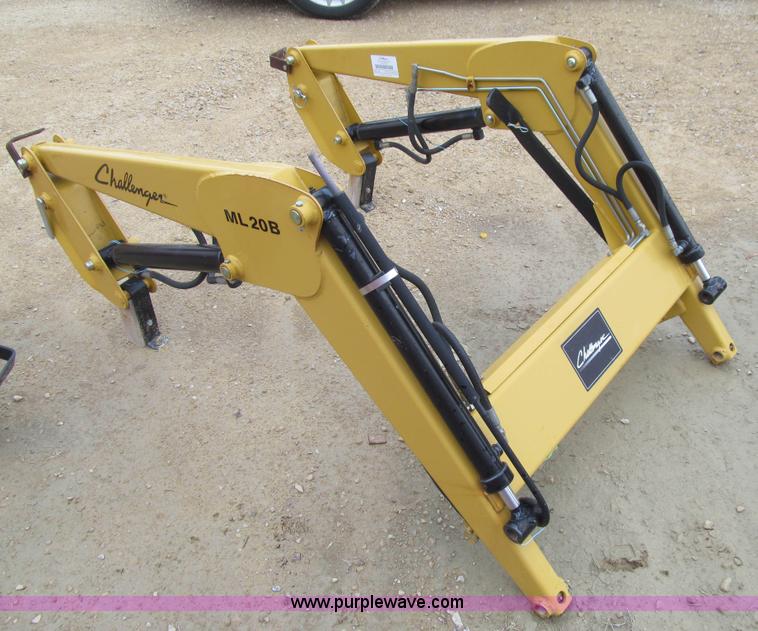 image for item L1784 Challenger ML20B loader