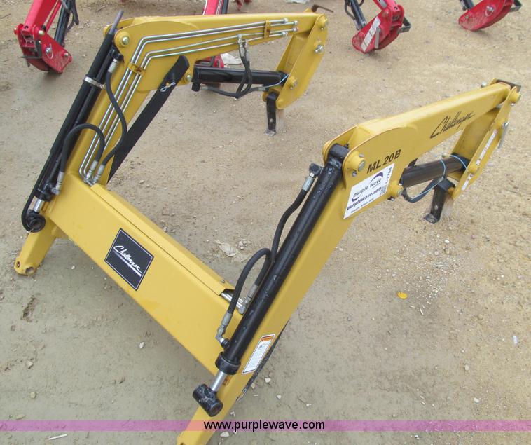 image for item L1784 Challenger ML20B loader