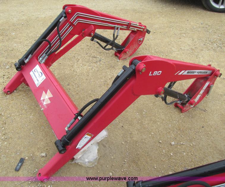 image for item L1785 Massey-Ferguson L80 loader