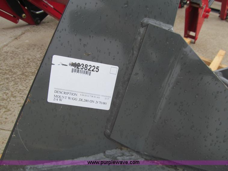 image for item L1790 Massey-Ferguson DL280 loader