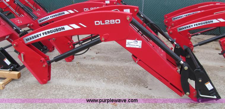 image for item L1792 Massey-Ferguson DL280 loader