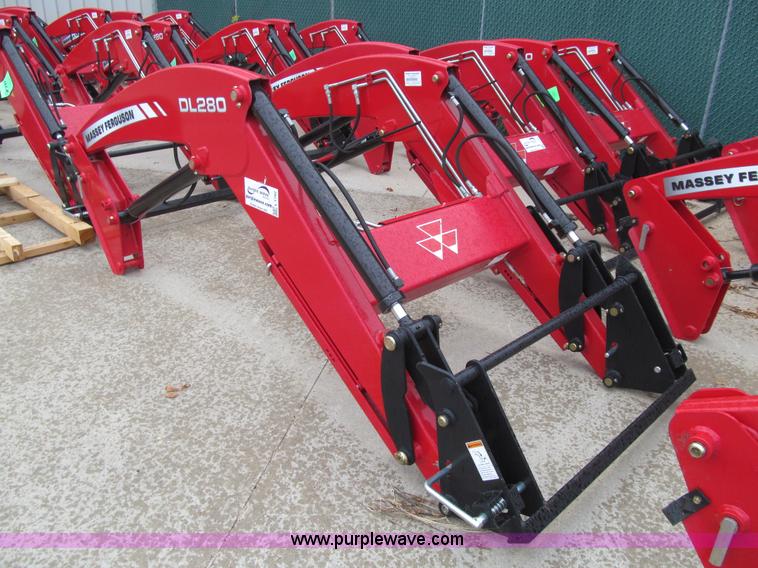 image for item L1792 Massey-Ferguson DL280 loader