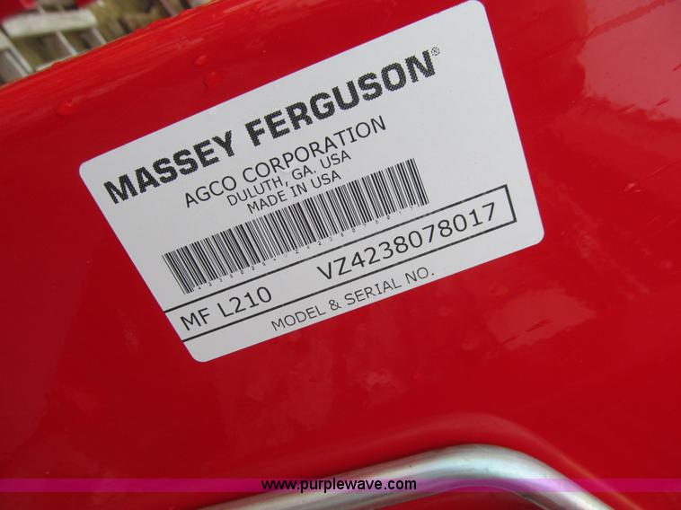 image for item L1795 Massey-Ferguson L210 loader