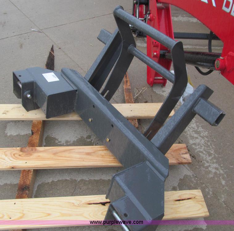 image for item L1795 Massey-Ferguson L210 loader