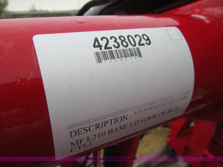 image for item L1796 Massey-Ferguson L210 loader