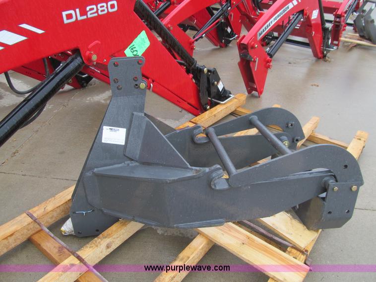 image for item L1798 Massey-Ferguson L210 loader