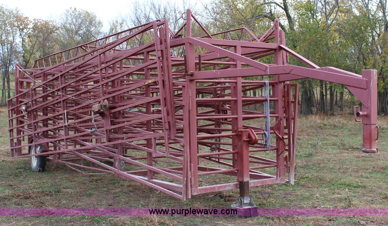 image for item L2436 Portable wheel corral