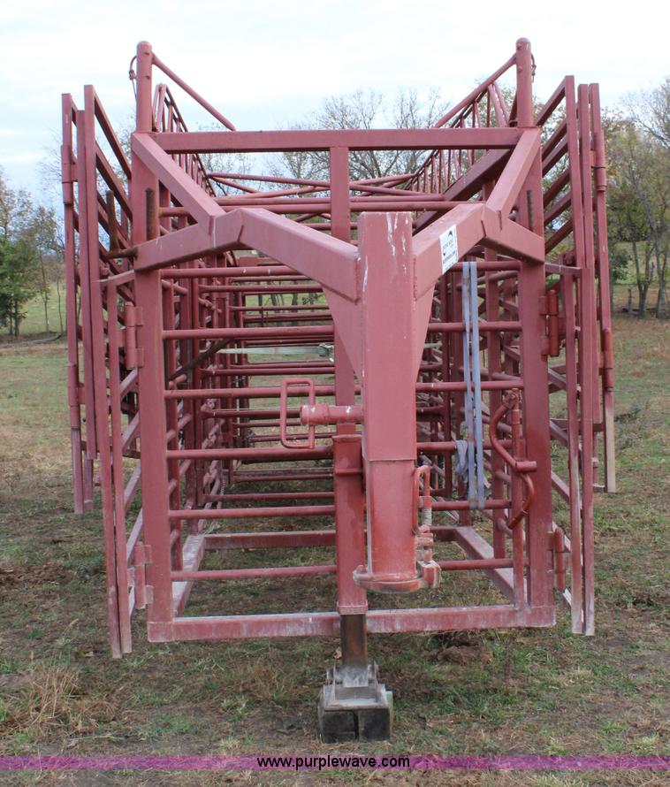 image for item L2436 Portable wheel corral