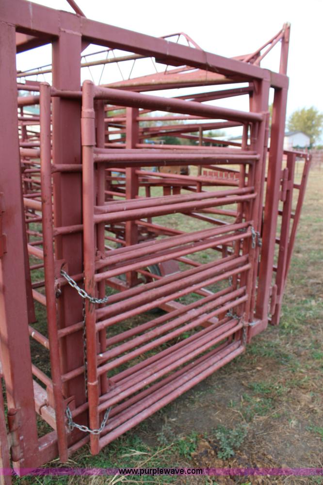 image for item L2436 Portable wheel corral