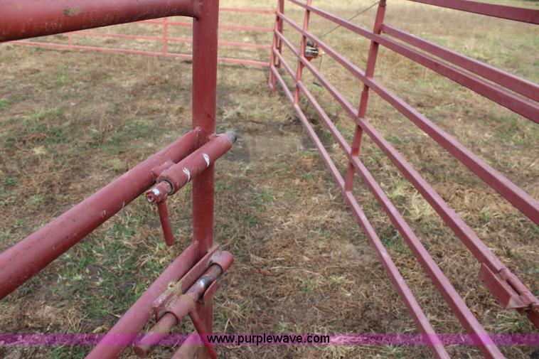 image for item L2436 Portable wheel corral