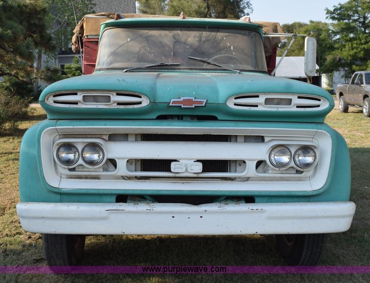 image for item L5843 1961 Chevrolet S60 grain truck