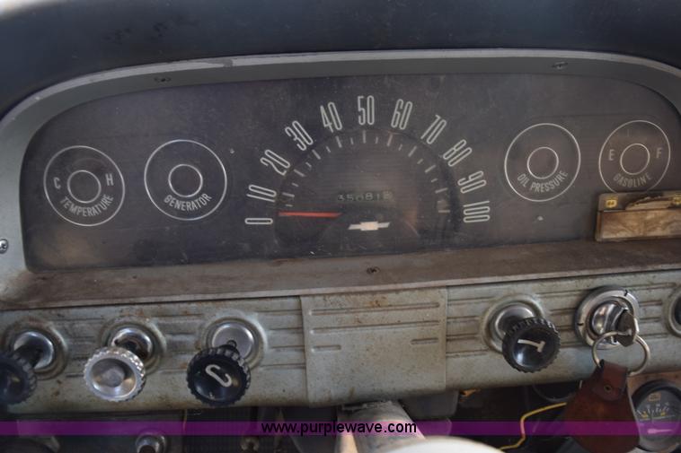 image for item L5843 1961 Chevrolet S60 grain truck