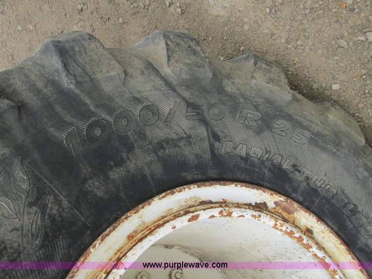 image for item R9459 1995 Tyler 3275 self-propelled sprayer