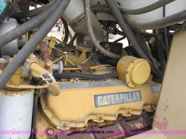 image for item R9459 1995 Tyler 3275 self-propelled sprayer