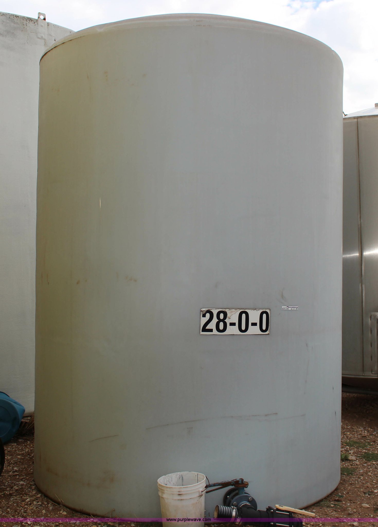 4,500 gallon poly tank in Conway Springs, KS Item BC9173 sold