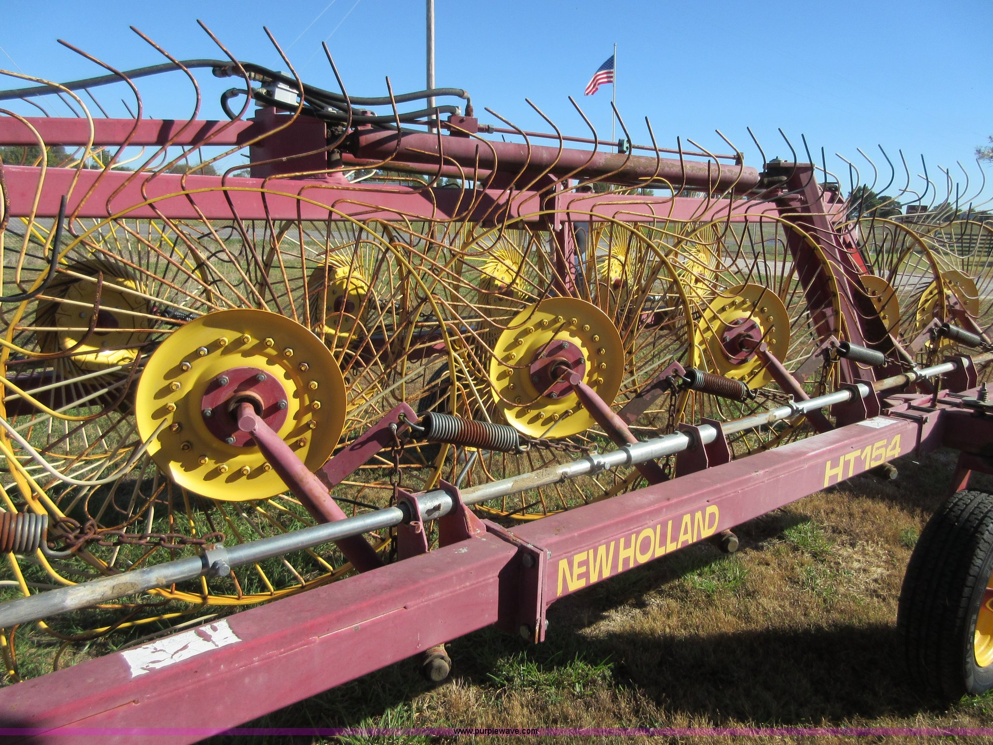 New Holland HT154 hay rake in Lamar, MO Item I1917 sold Purple Wave