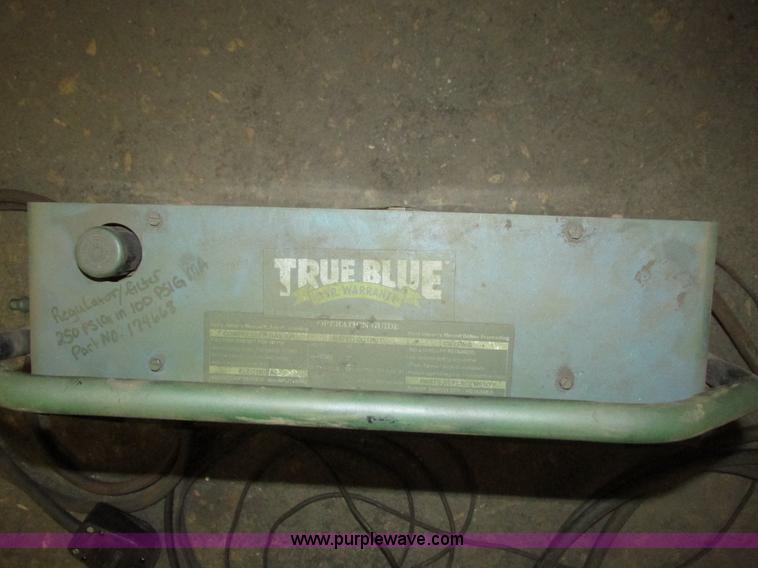 image for item AV9059 Miller Spectrum 300 plasma cutter