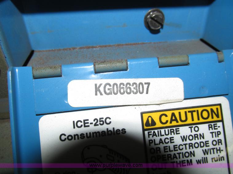 image for item AV9059 Miller Spectrum 300 plasma cutter