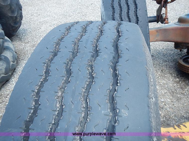 image for item AZ9928 Assorted rear end heavy truck axles