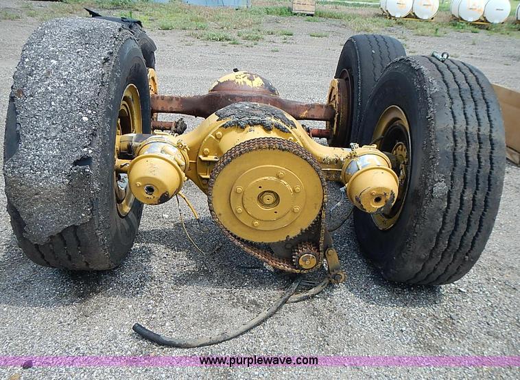 image for item AZ9928 Assorted rear end heavy truck axles