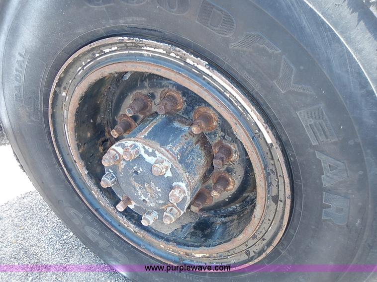 image for item AZ9928 Assorted rear end heavy truck axles