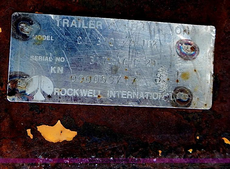 image for item AZ9928 Assorted rear end heavy truck axles