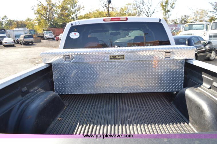 image for item BR9840 2006 Chevrolet Silverado 1500 pickup truck