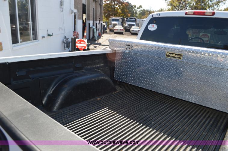 image for item BR9840 2006 Chevrolet Silverado 1500 pickup truck