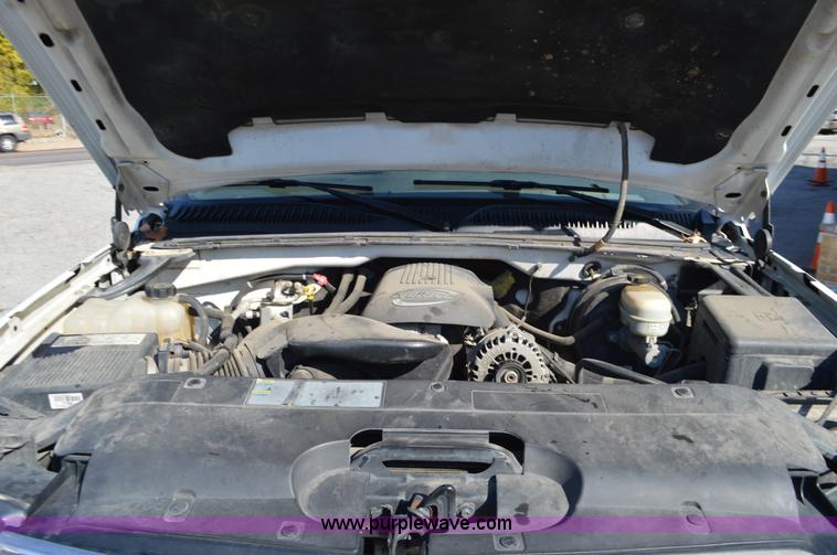 image for item BR9840 2006 Chevrolet Silverado 1500 pickup truck