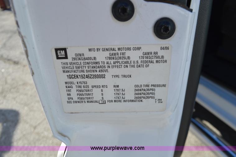 image for item BR9840 2006 Chevrolet Silverado 1500 pickup truck