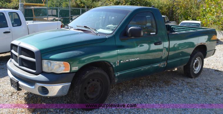 image for item BR9843 2003 Dodge Ram 2500 pickup truck