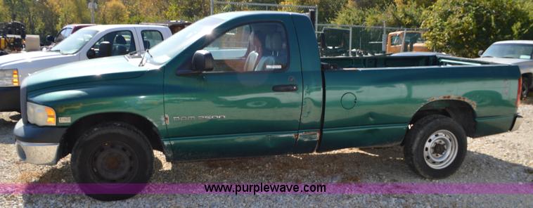 image for item BR9843 2003 Dodge Ram 2500 pickup truck
