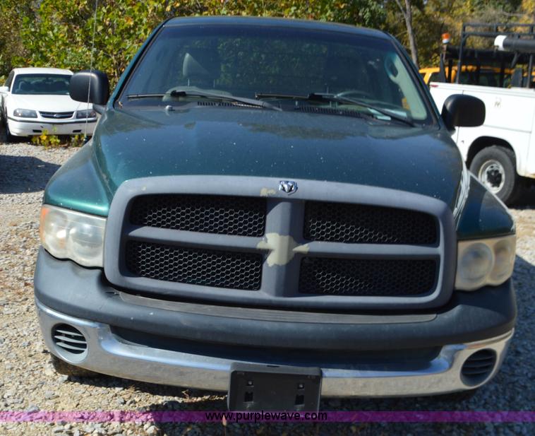 image for item BR9843 2003 Dodge Ram 2500 pickup truck