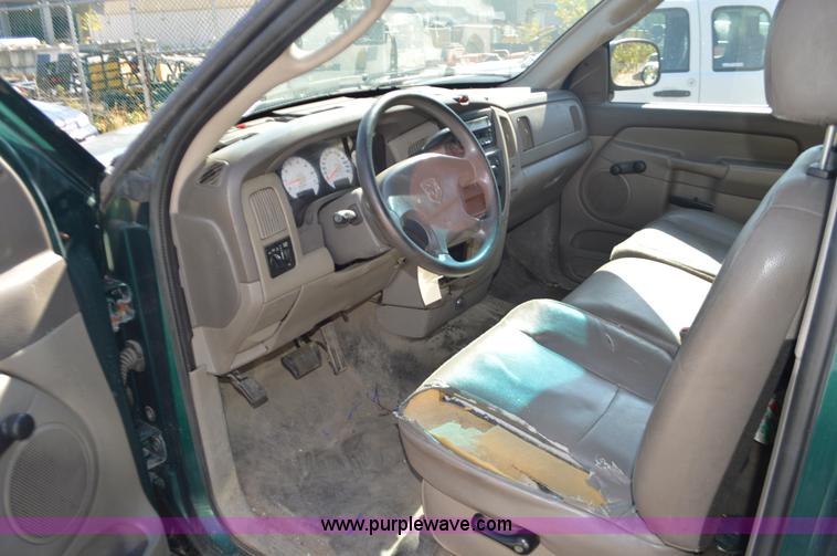 image for item BR9843 2003 Dodge Ram 2500 pickup truck