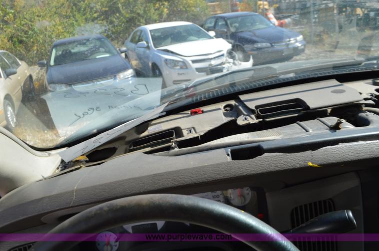 image for item BR9843 2003 Dodge Ram 2500 pickup truck