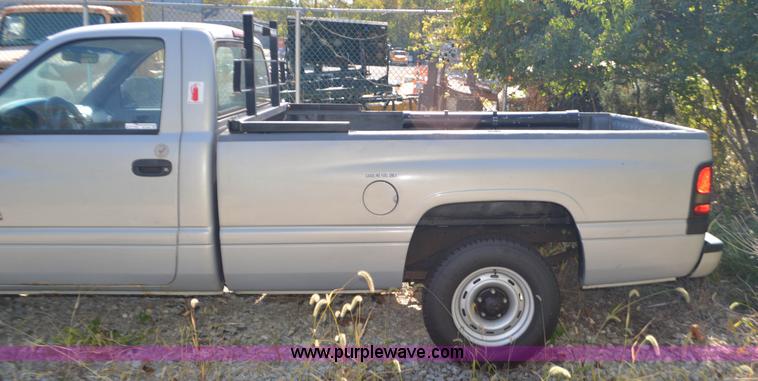 image for item BR9845 1999 Dodge Ram 1500 pickup truck
