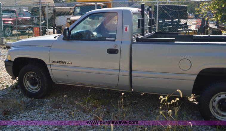 image for item BR9845 1999 Dodge Ram 1500 pickup truck