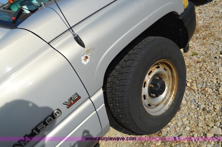 image for item BR9845 1999 Dodge Ram 1500 pickup truck