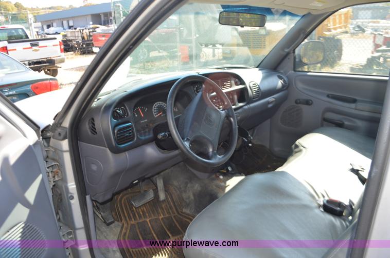 image for item BR9845 1999 Dodge Ram 1500 pickup truck