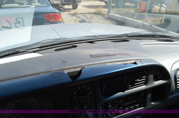 image for item BR9845 1999 Dodge Ram 1500 pickup truck