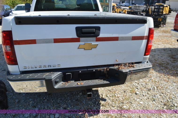 image for item BR9846 2008 Chevrolet Silverado 1500 Ext. Cab pickup truck