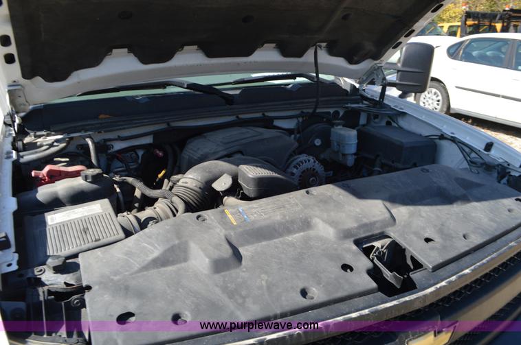 image for item BR9846 2008 Chevrolet Silverado 1500 Ext. Cab pickup truck