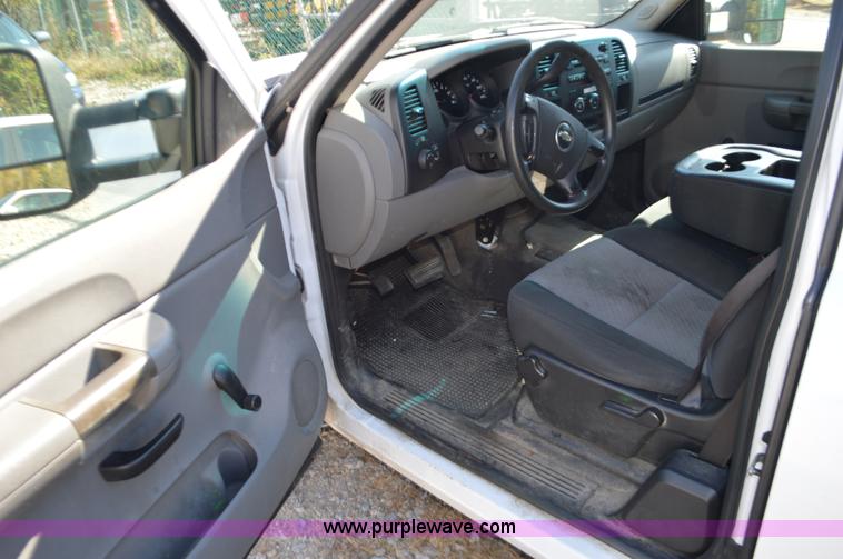 image for item BR9846 2008 Chevrolet Silverado 1500 Ext. Cab pickup truck