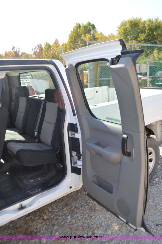 image for item BR9846 2008 Chevrolet Silverado 1500 Ext. Cab pickup truck