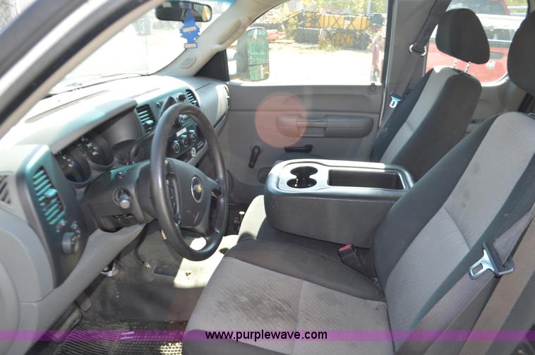 image for item BR9846 2008 Chevrolet Silverado 1500 Ext. Cab pickup truck